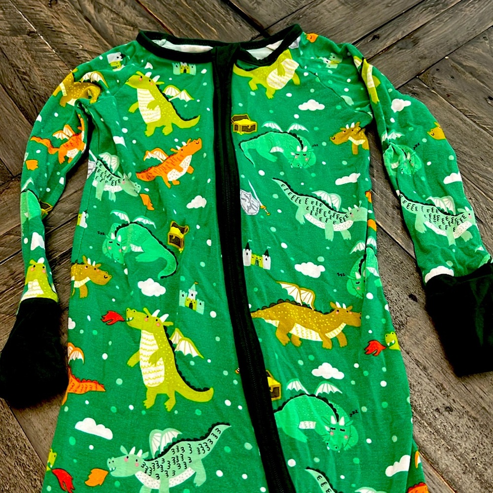 Little sleepies dragons zippy, 12-18 months